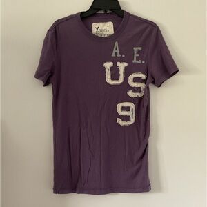 3/$10 American Eagle Outfitters Purple Short Sleeve Cotton Athletic Fit Men’s XS
